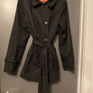 Classy Trench Coat / rain coat